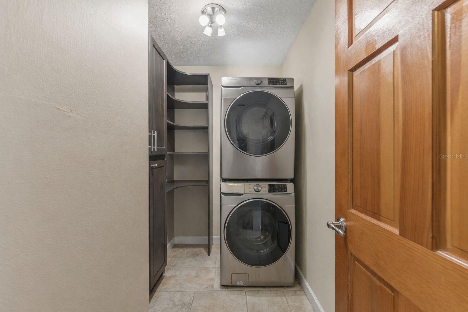 BLOOMINGDALE SEC J J - Residential