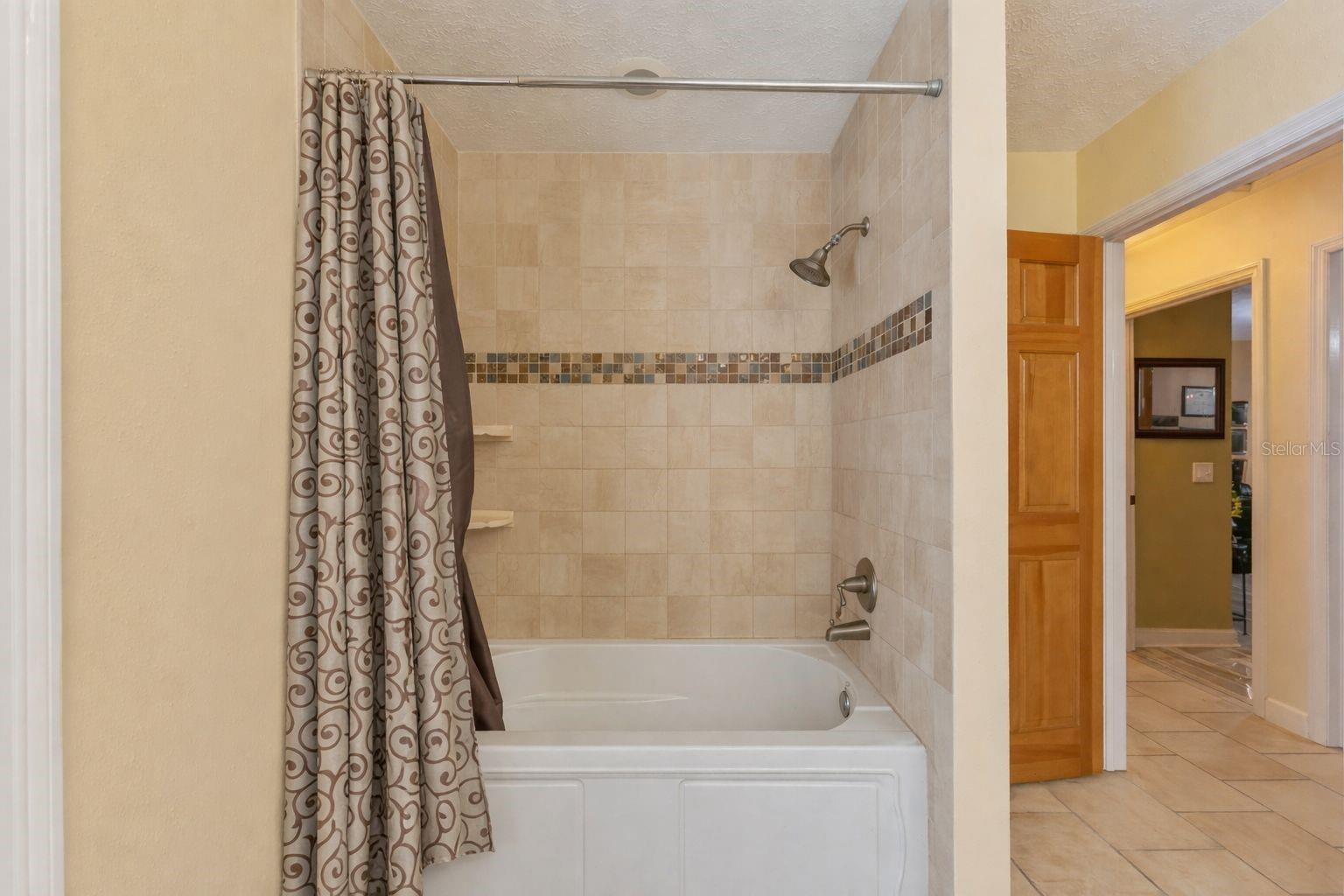 BLOOMINGDALE SEC J J - Residential