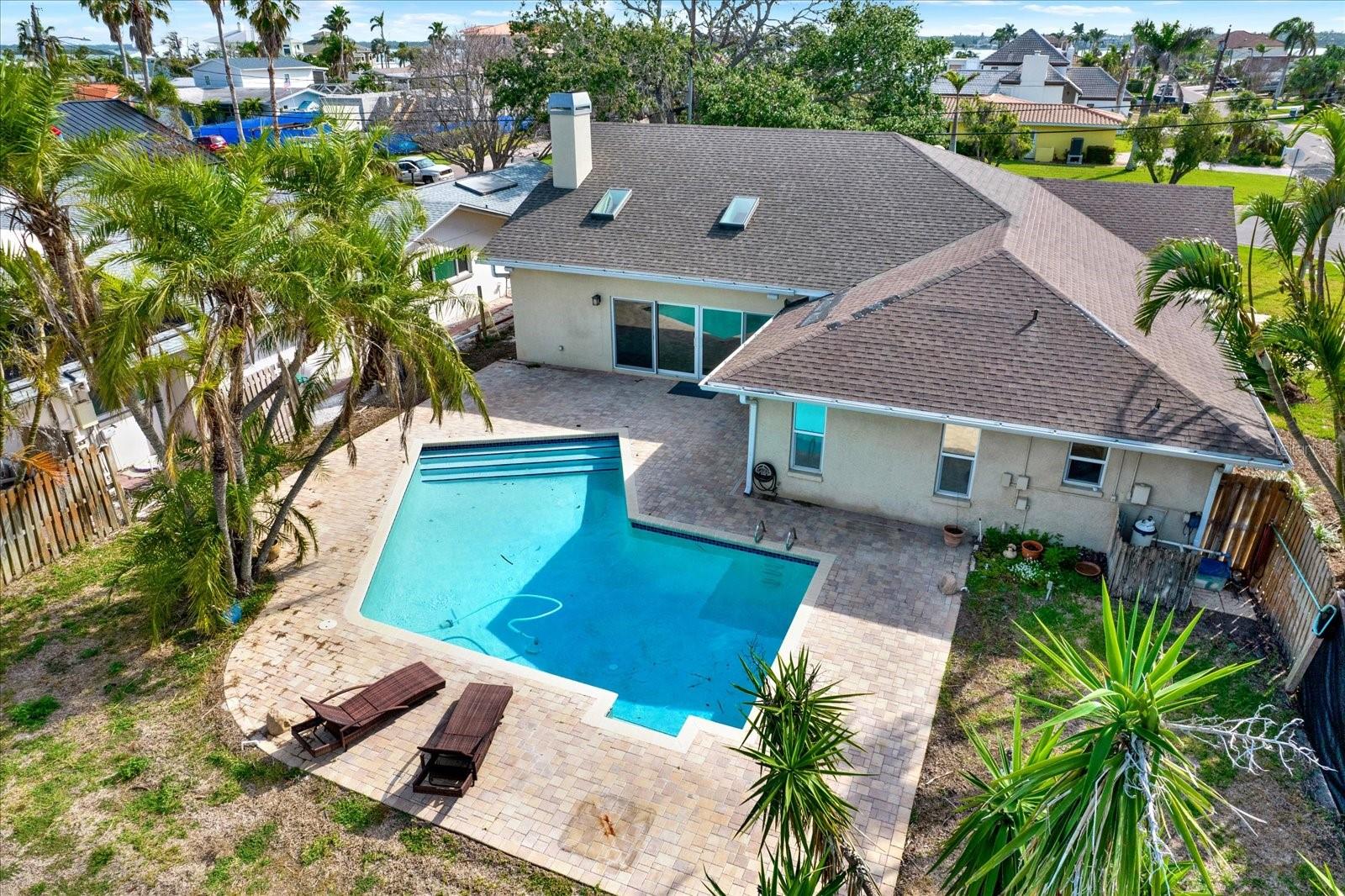 680 CAPRI BOULEVARD