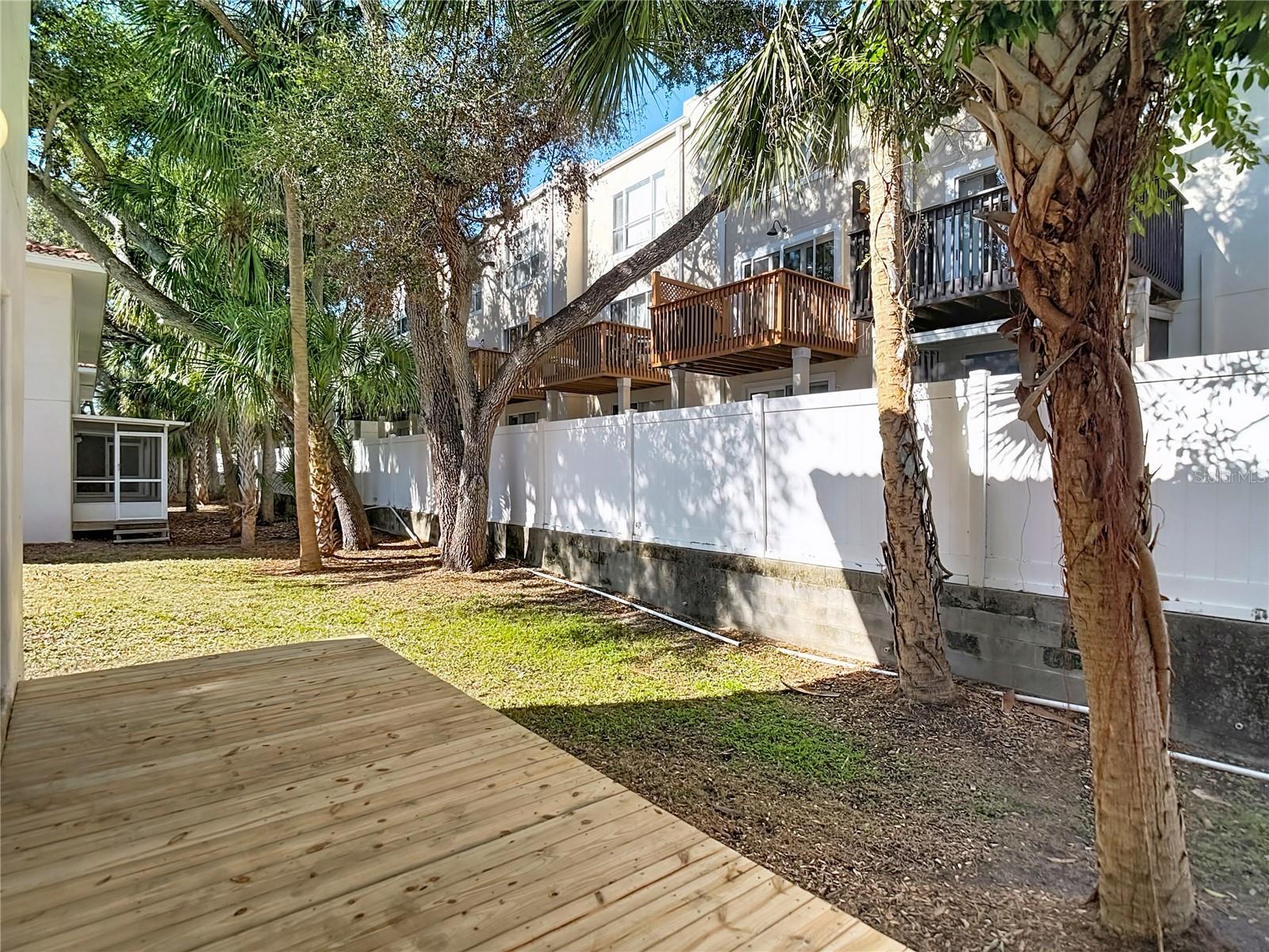 THE VILLAS OF BALLAST POINT TO - Residential