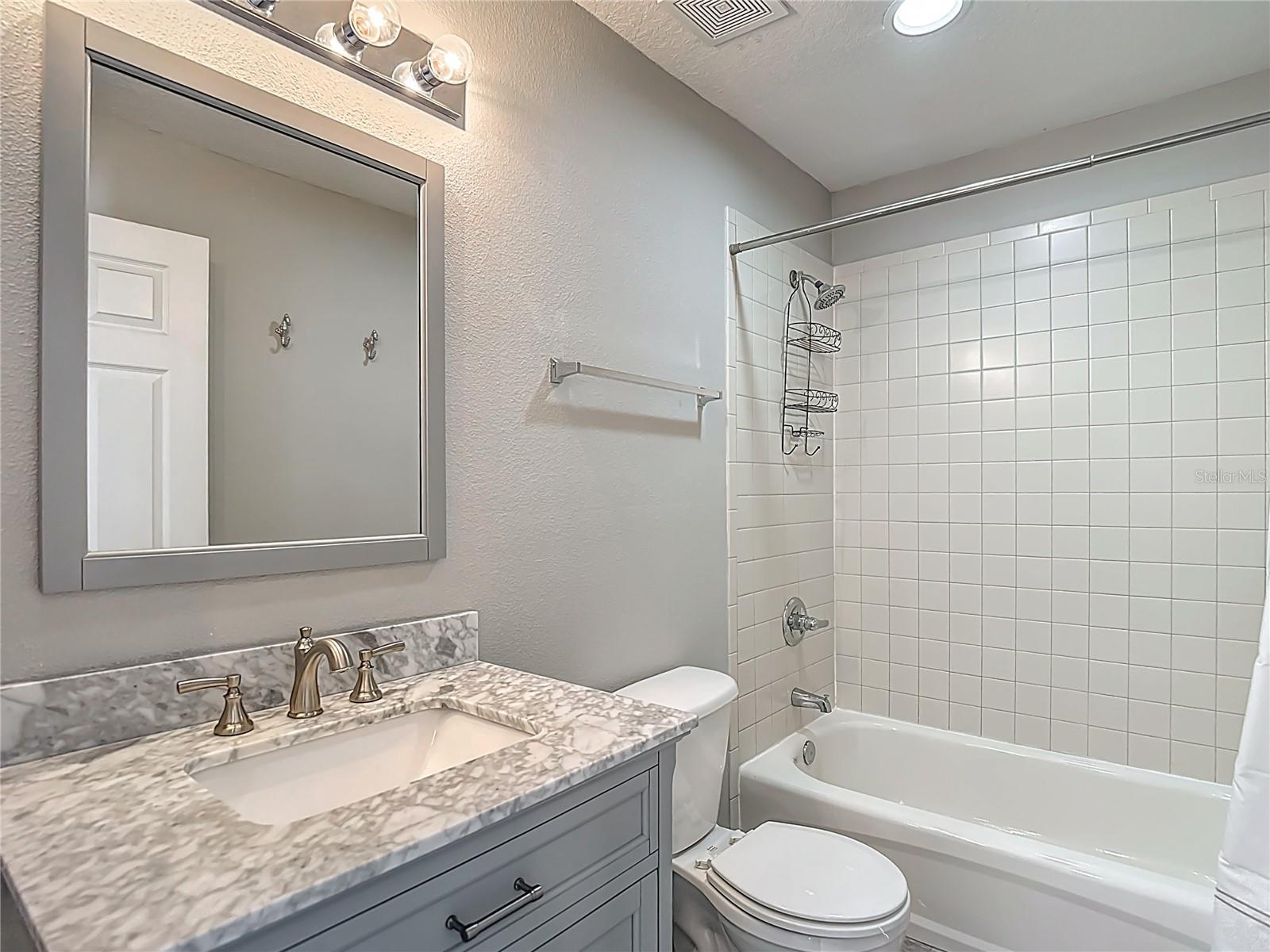 THE VILLAS OF BALLAST POINT TO - Residential