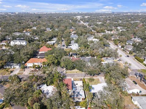 A home in TAMPA