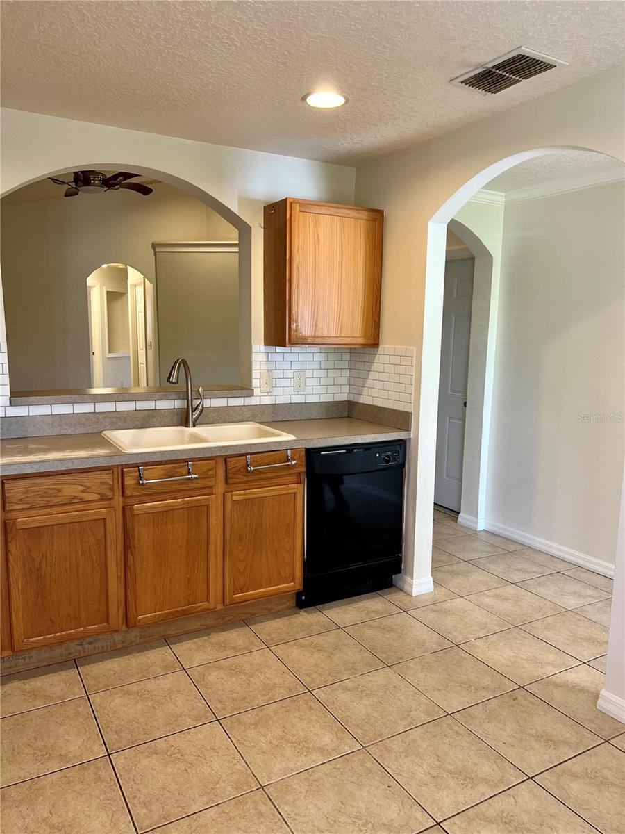 ADIRONDACK HEIGHTS - Residential Lease