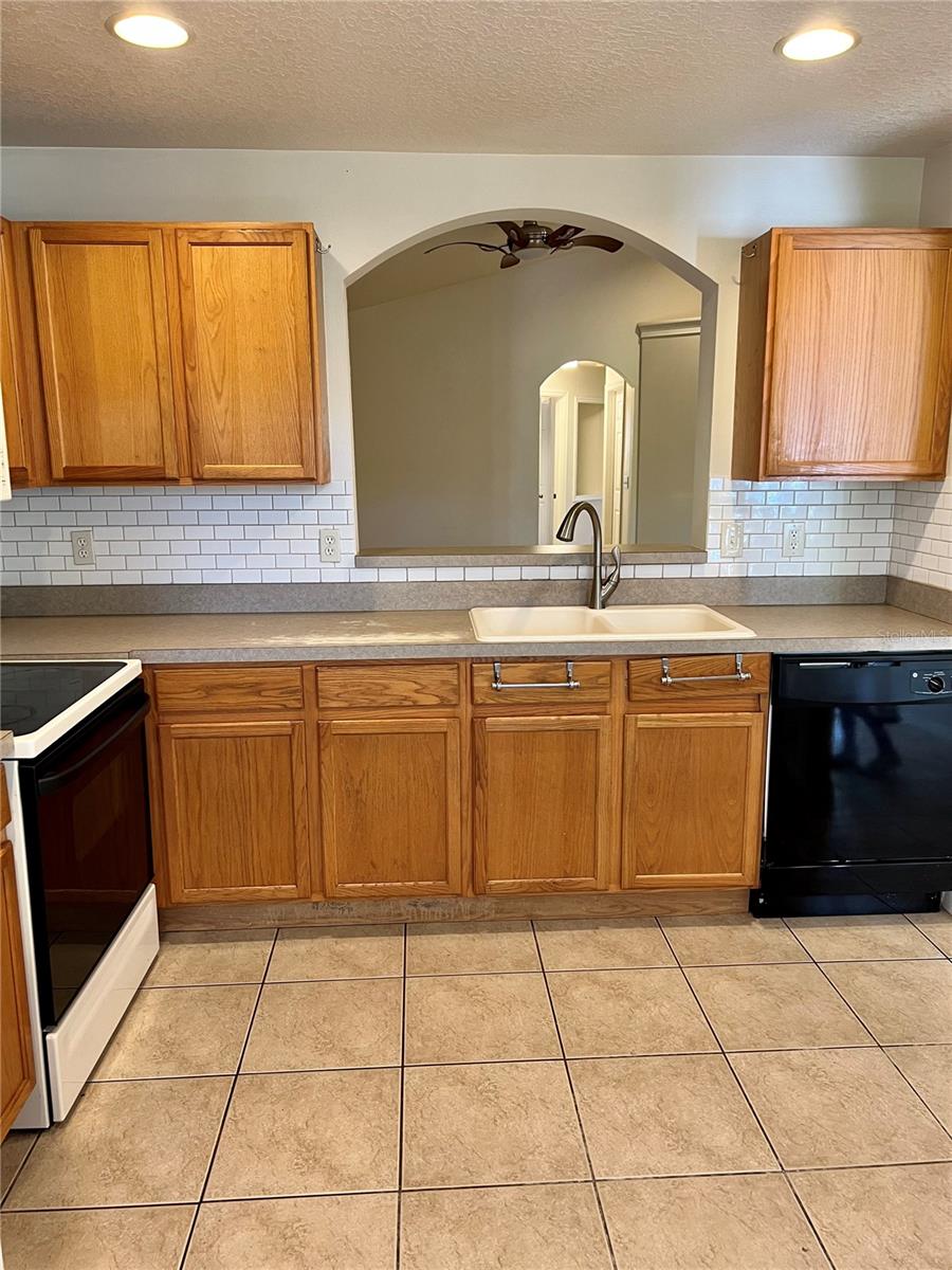 ADIRONDACK HEIGHTS - Residential Lease