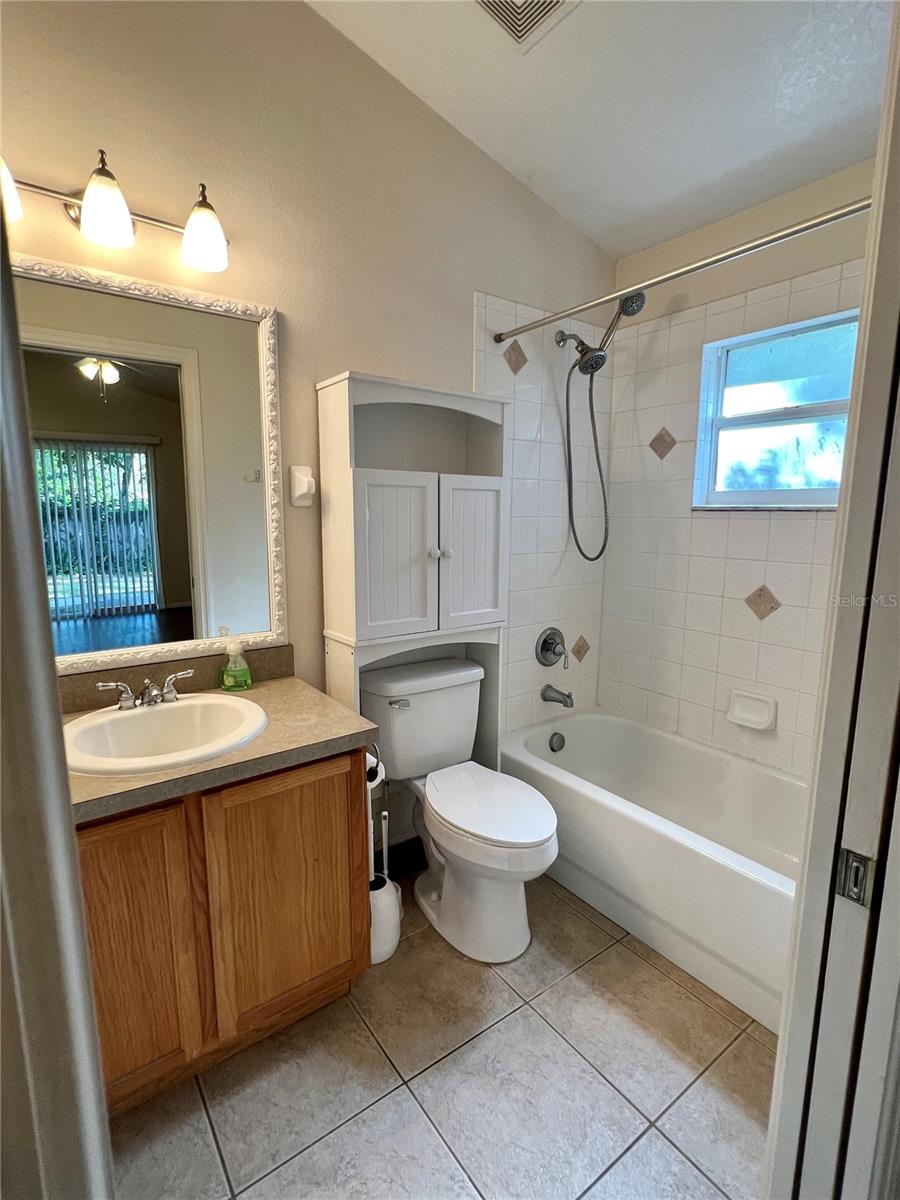 ADIRONDACK HEIGHTS - Residential Lease