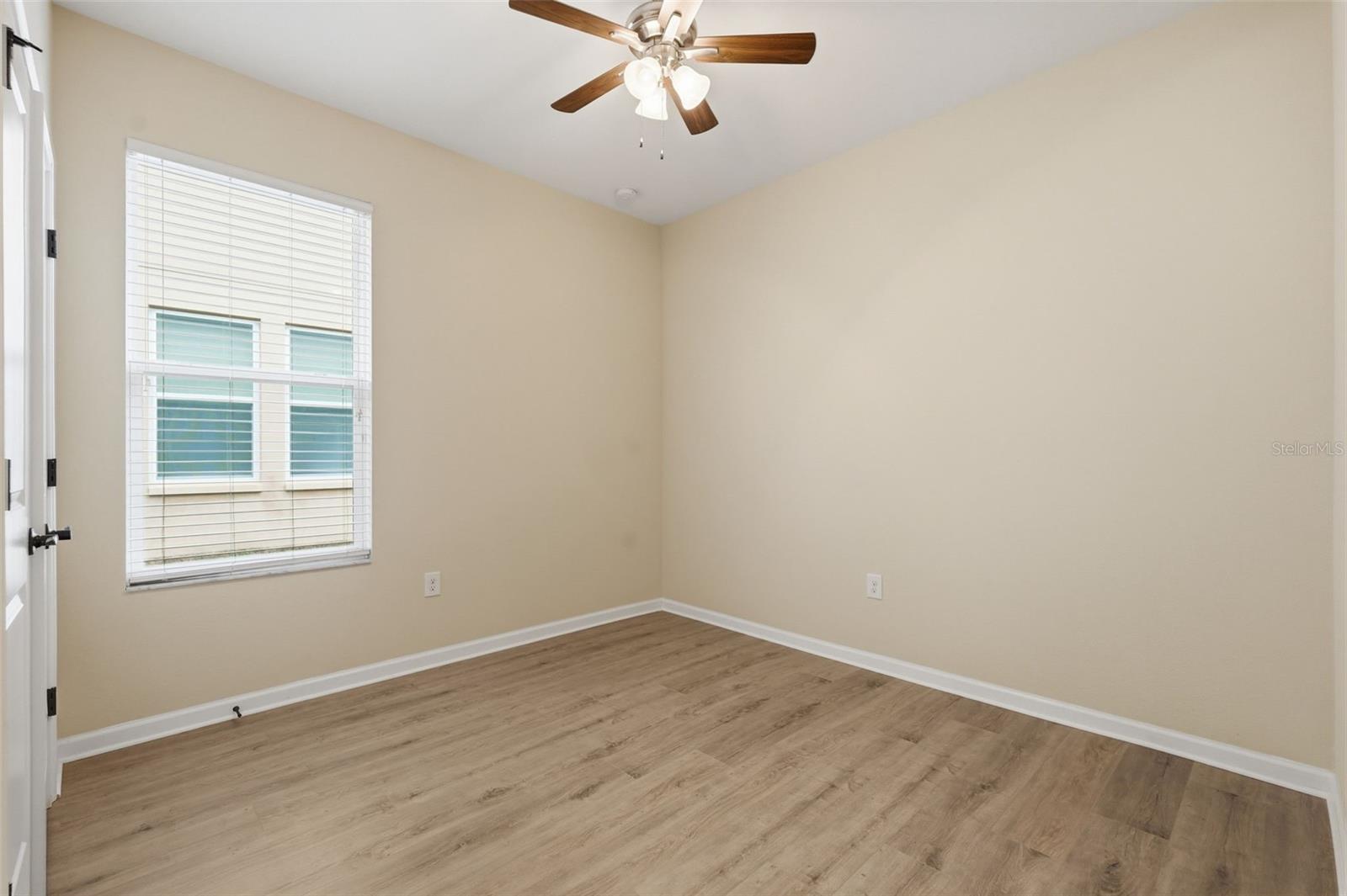 ESTANCIA PH 1D - Residential Lease