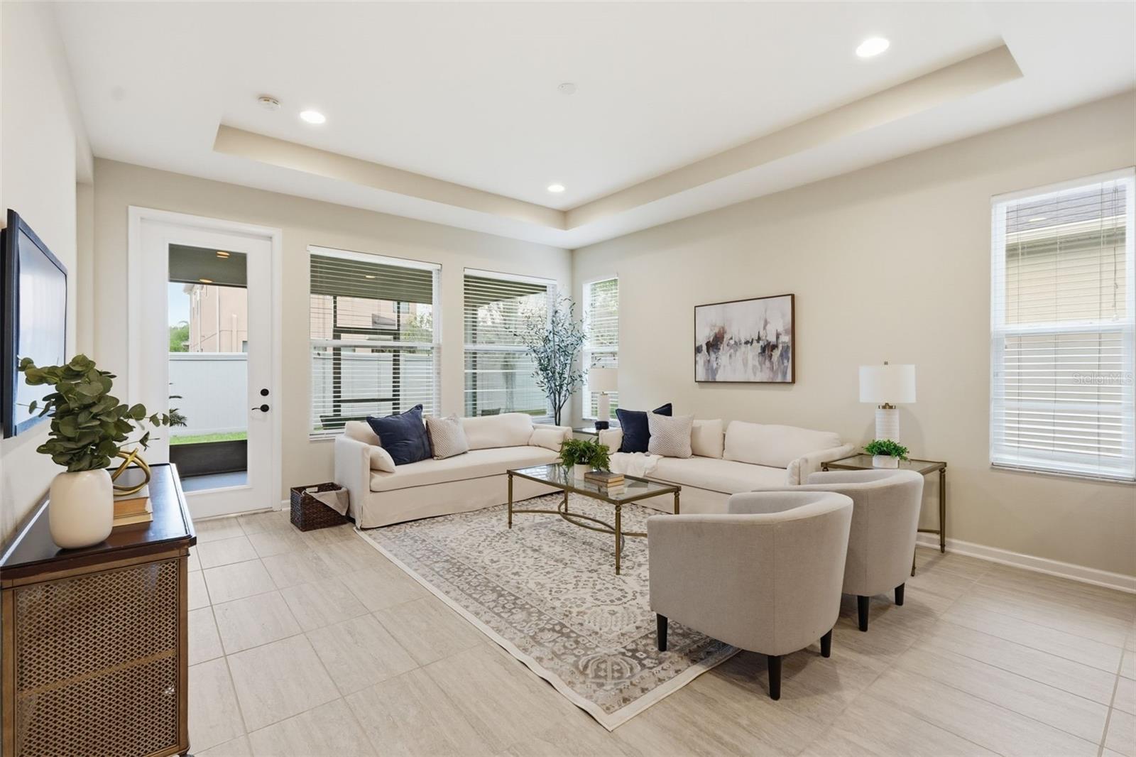 ESTANCIA PH 1D - Residential Lease