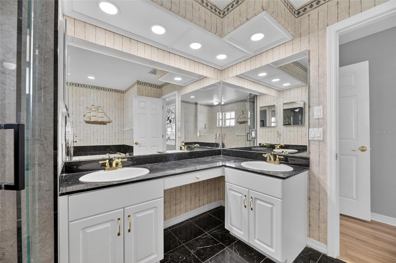 THE VILLAS AT ANDALUCIA - Residential