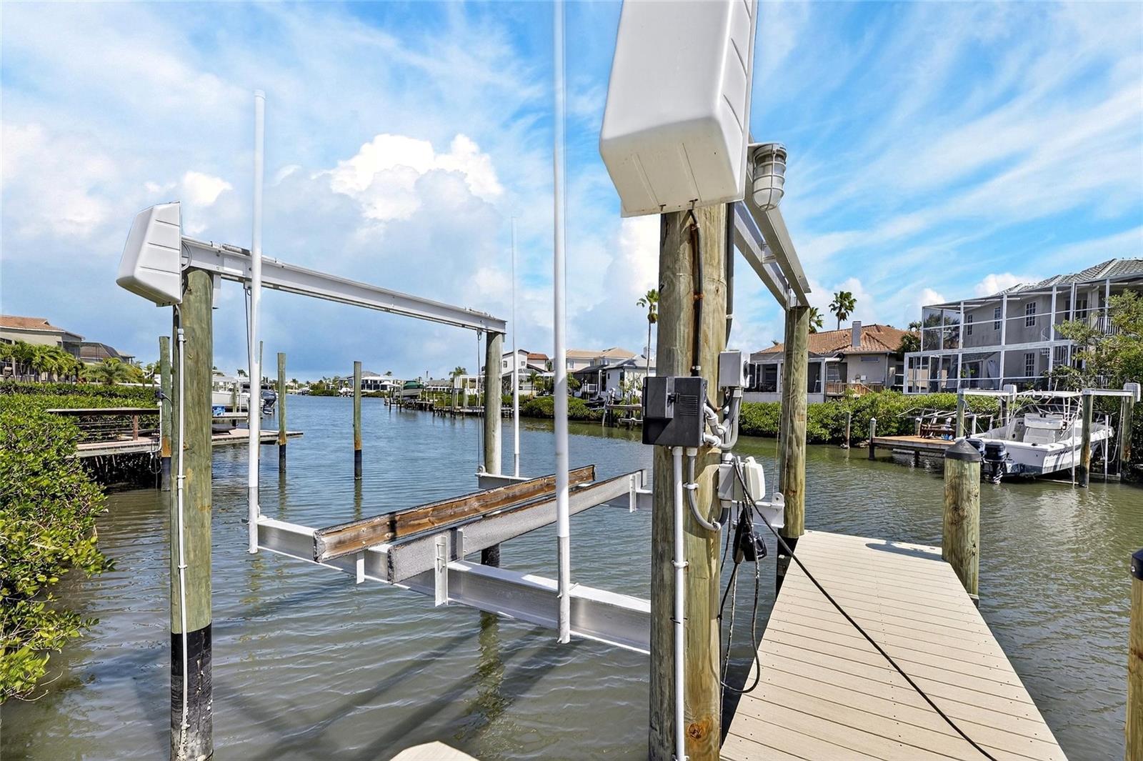 6107 MARBELLA BOULEVARD