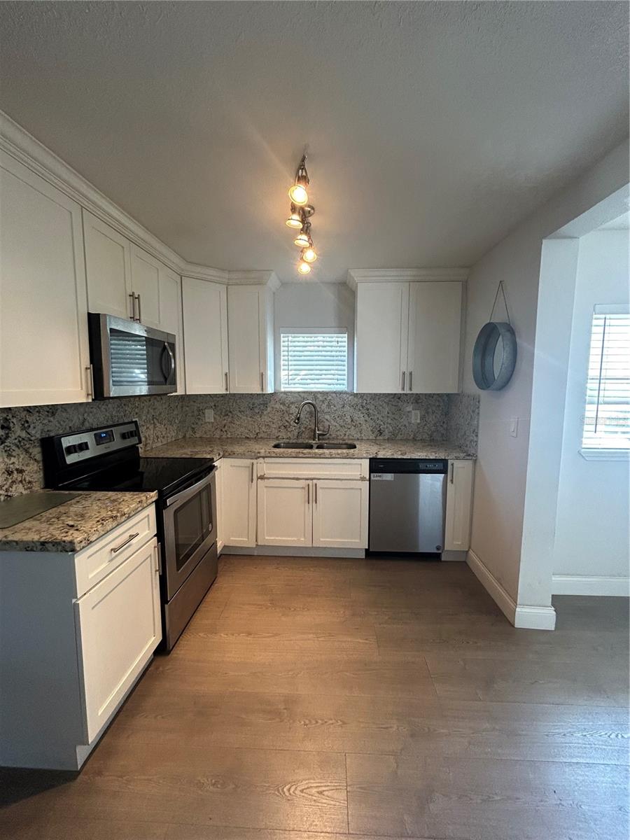 BONITA PARK - Residential