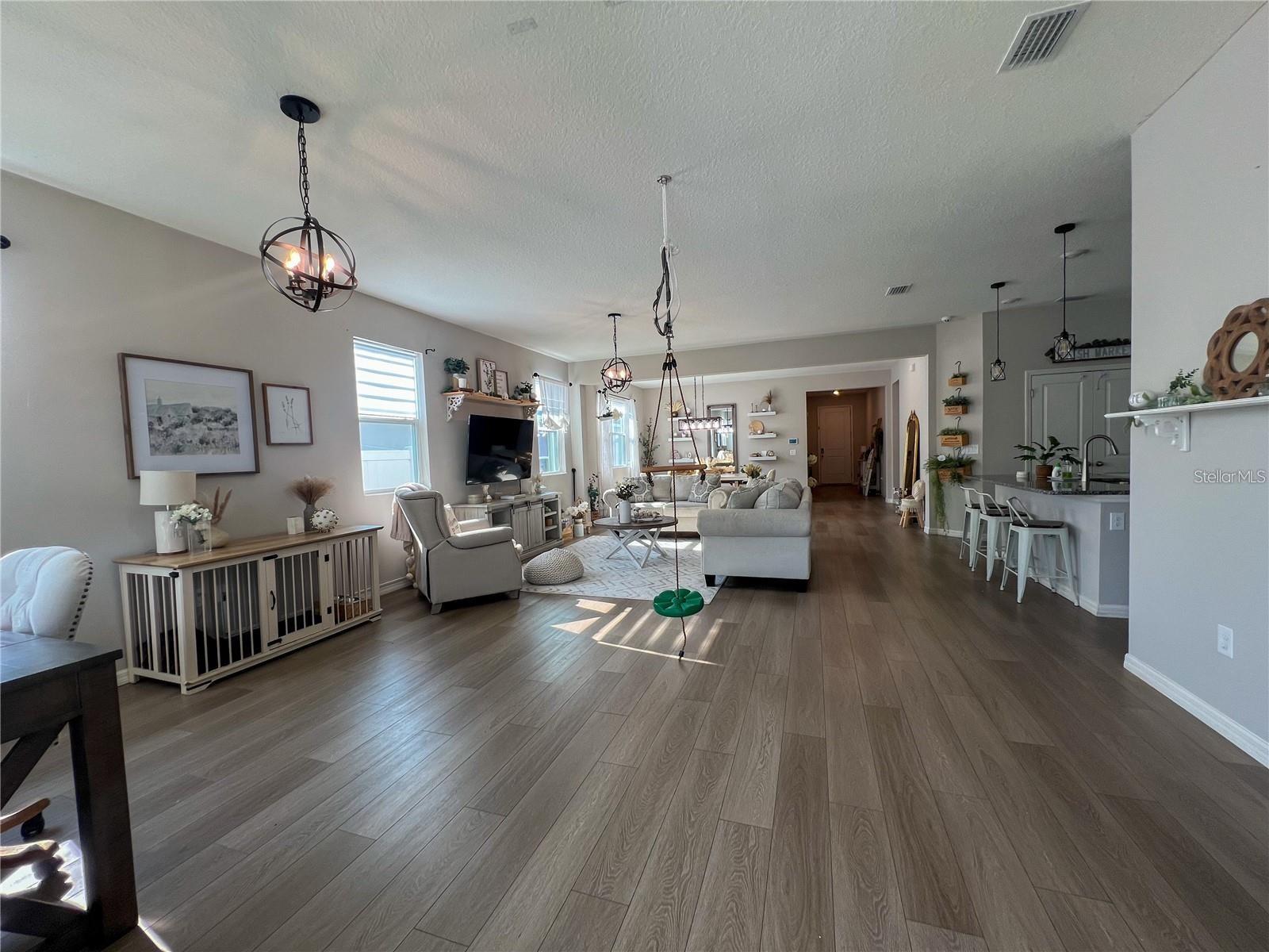 GRADY POINTE - Residential