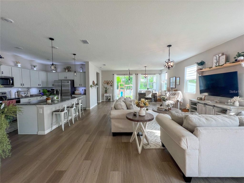 Photo of 3567 74th Avenue Circle E, Sarasota, FL 34243 (MLS # A4660983)