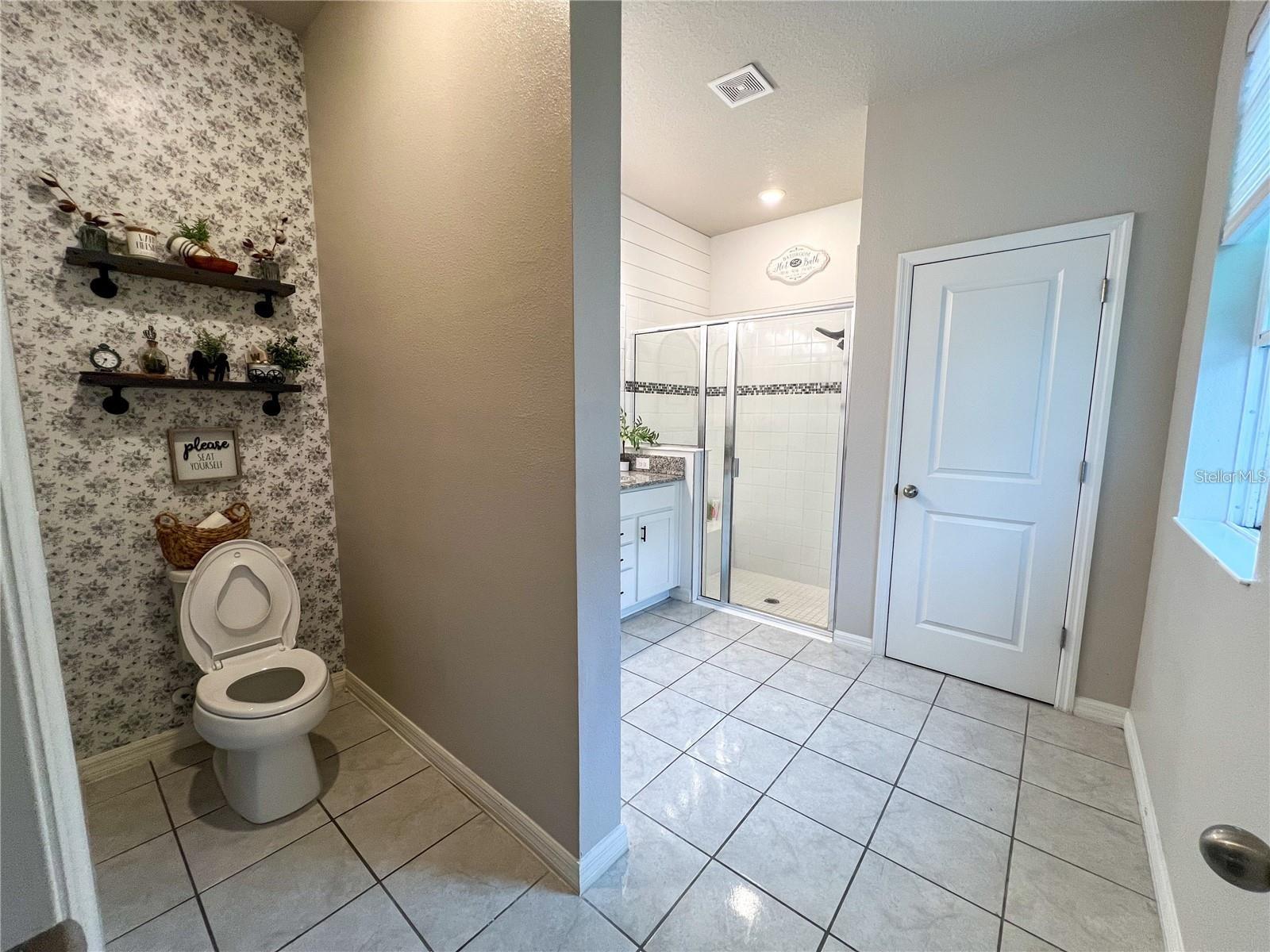 GRADY POINTE - Residential