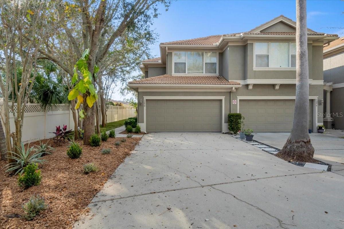 COVERED BRIDGE TWNHMS - Residential