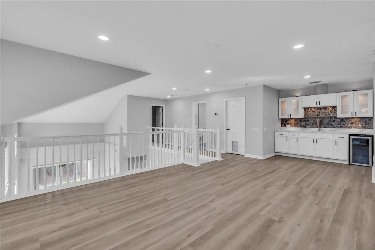 COVERED BRIDGE TWNHMS - Residential