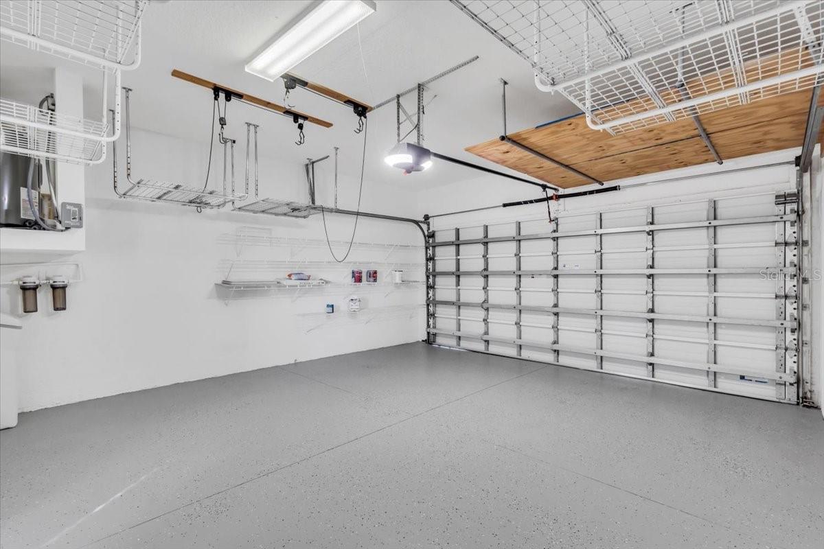 COVERED BRIDGE TWNHMS - Residential