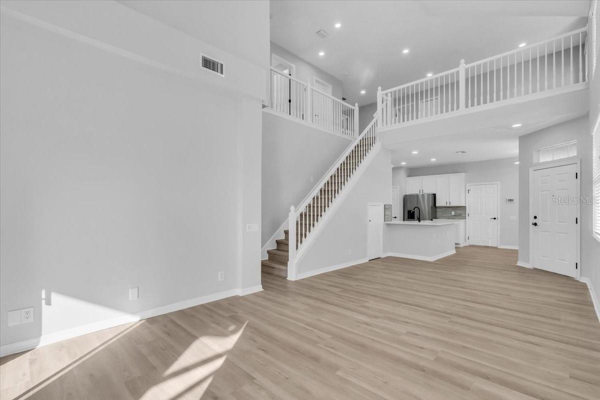 COVERED BRIDGE TWNHMS - Residential