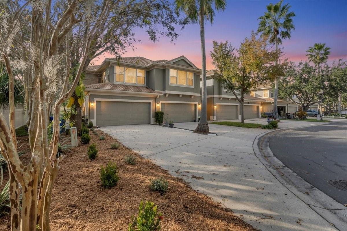 COVERED BRIDGE TWNHMS - Residential