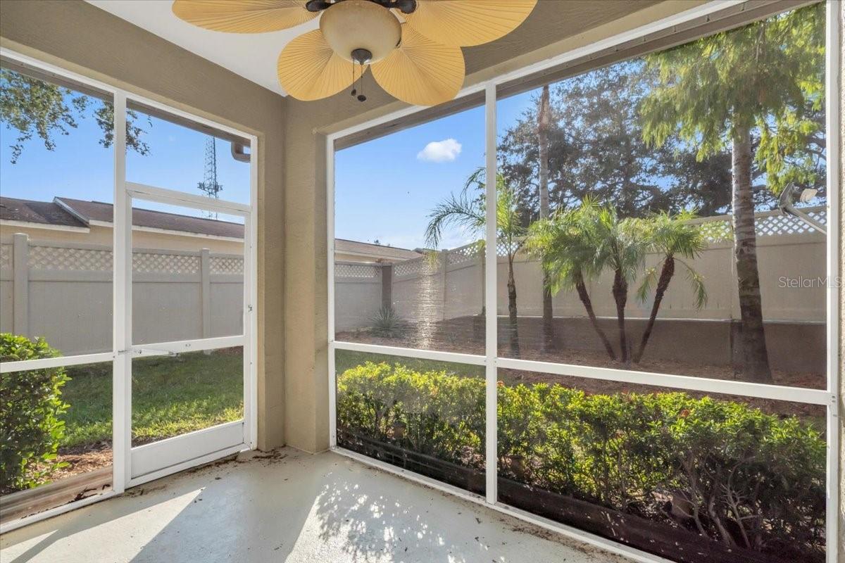 COVERED BRIDGE TWNHMS - Residential