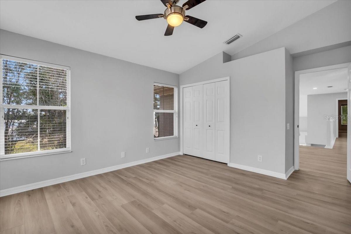 COVERED BRIDGE TWNHMS - Residential