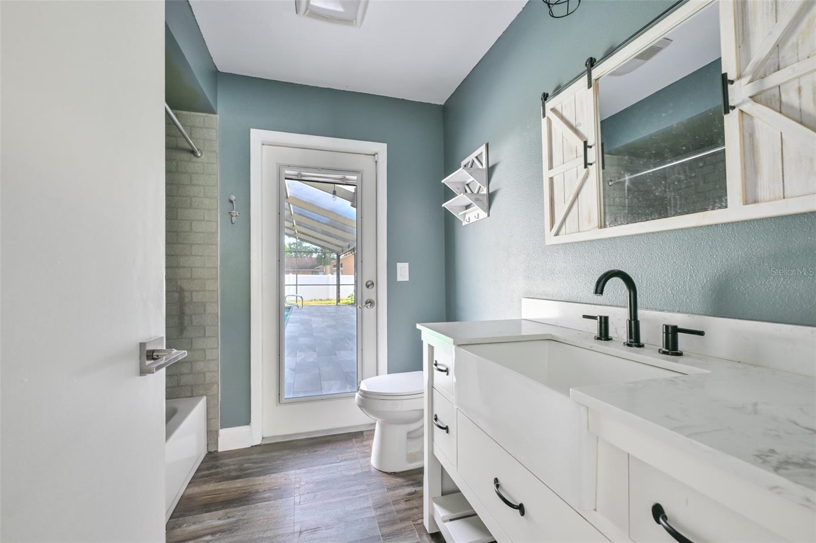 DURANT OAKS - Residential
