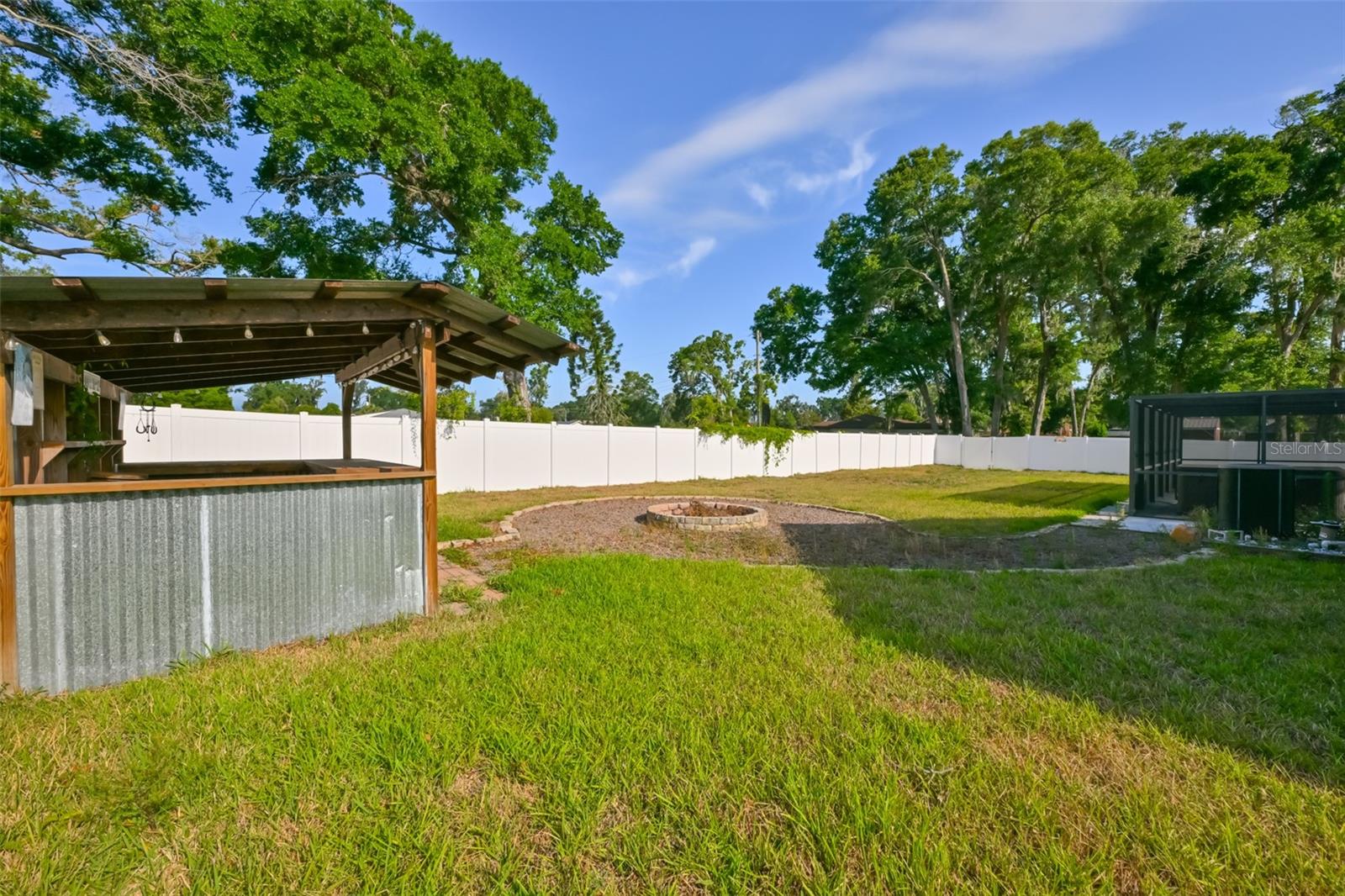 DURANT OAKS - Residential