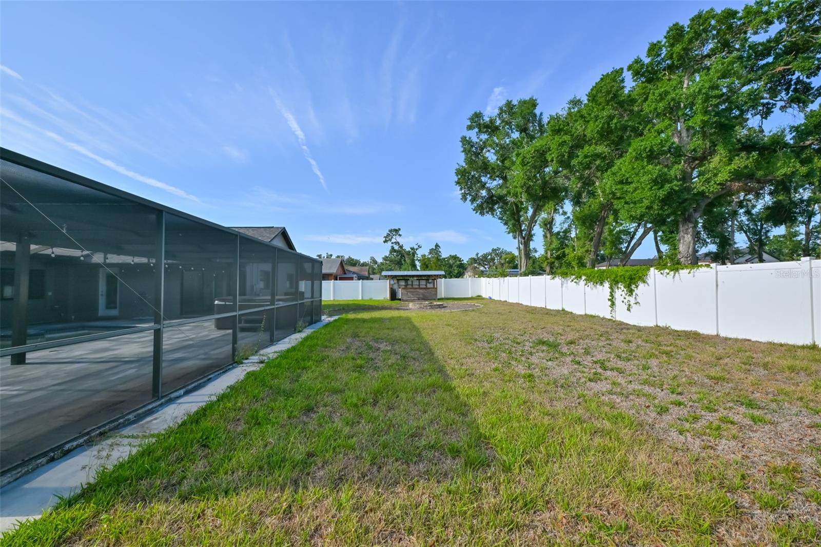 DURANT OAKS - Residential