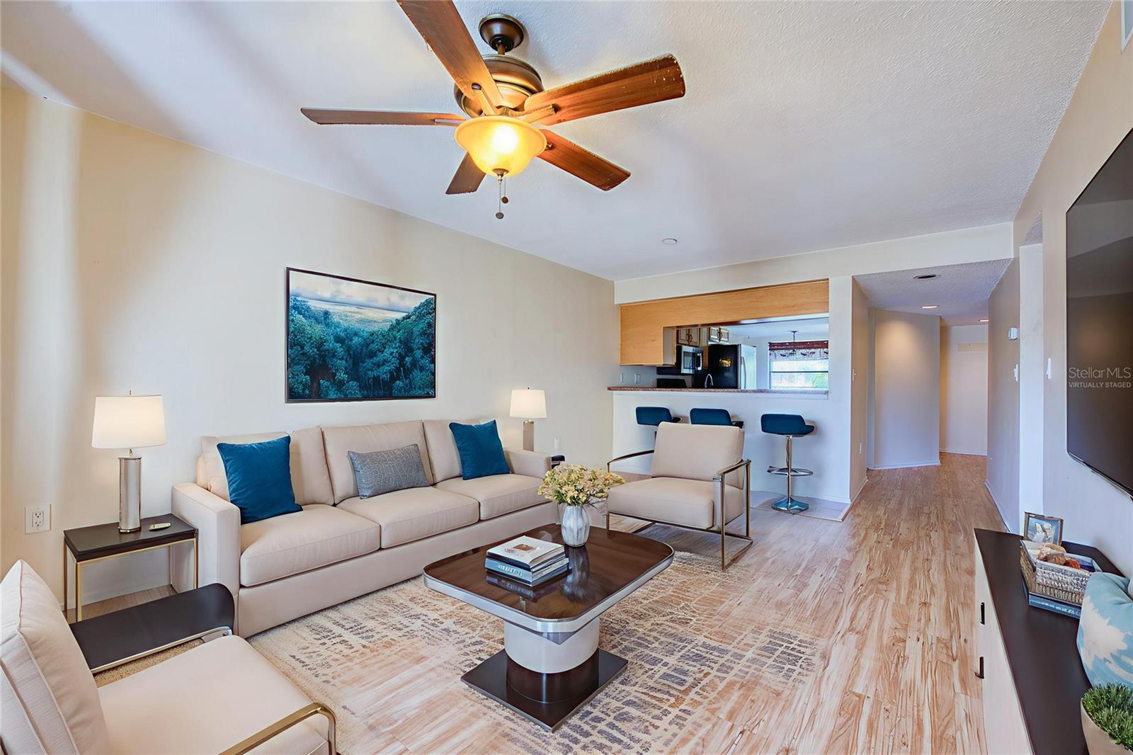 WILLOWS THE CONDO - Residential