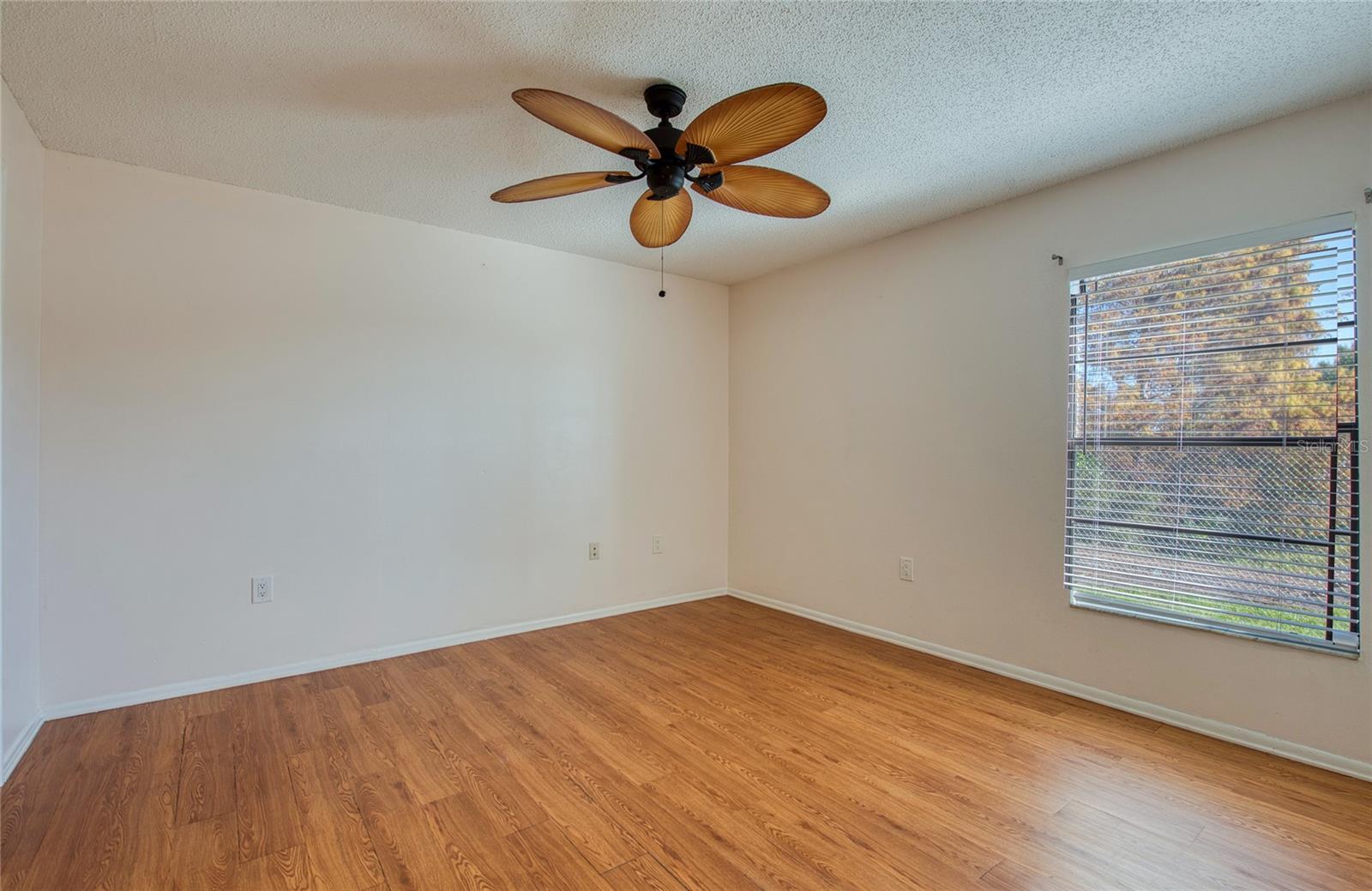 WILLOWS THE CONDO - Residential