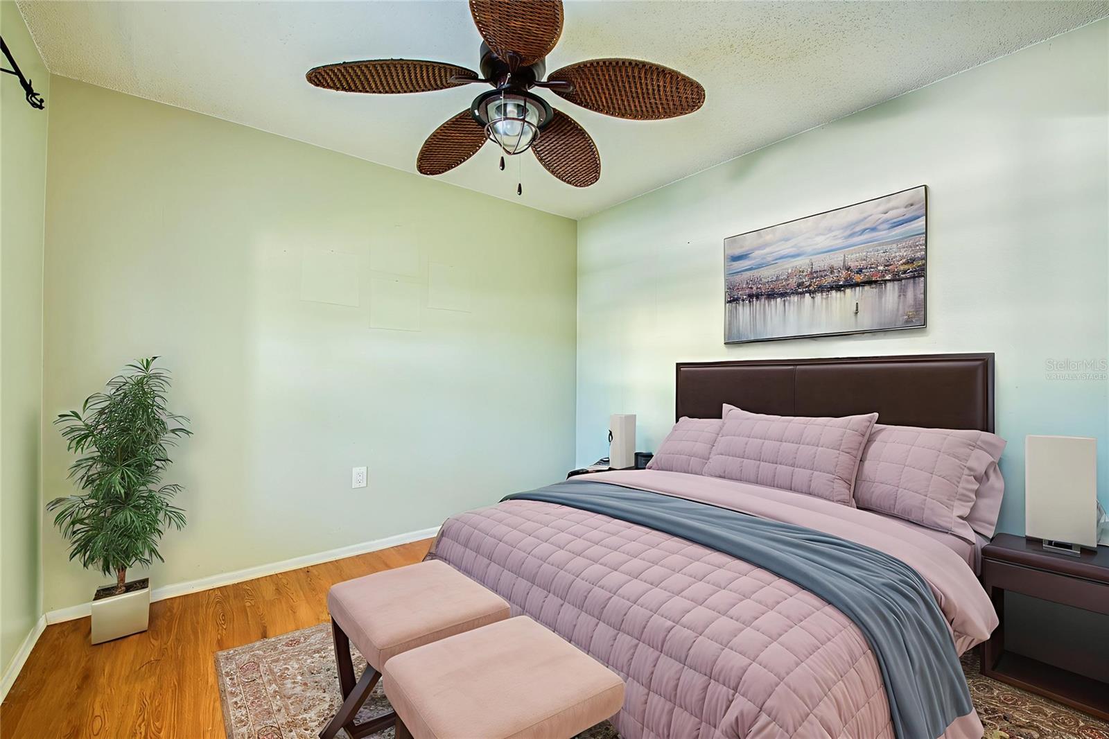 WILLOWS THE CONDO - Residential