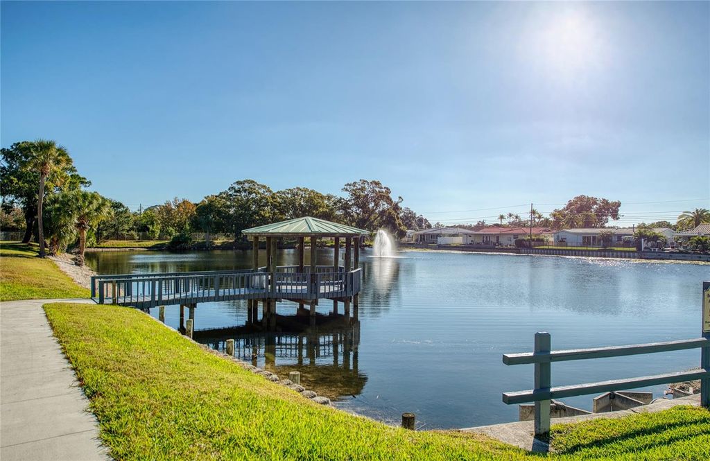 Photo of 6125 113th Street #508, Seminole, FL 33772 (MLS # TB8462008)