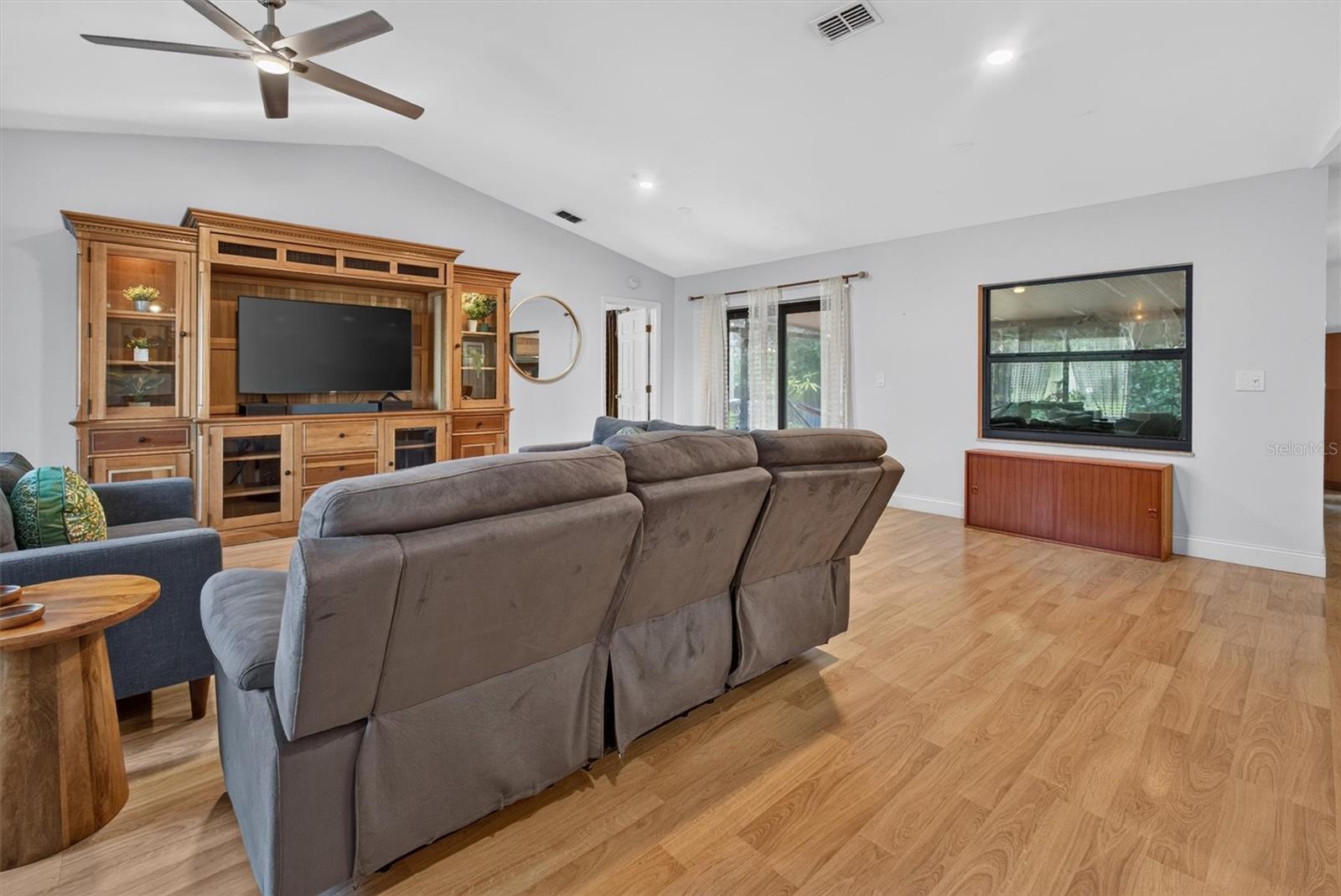 6981 SAINT EDMUNDS LOOP