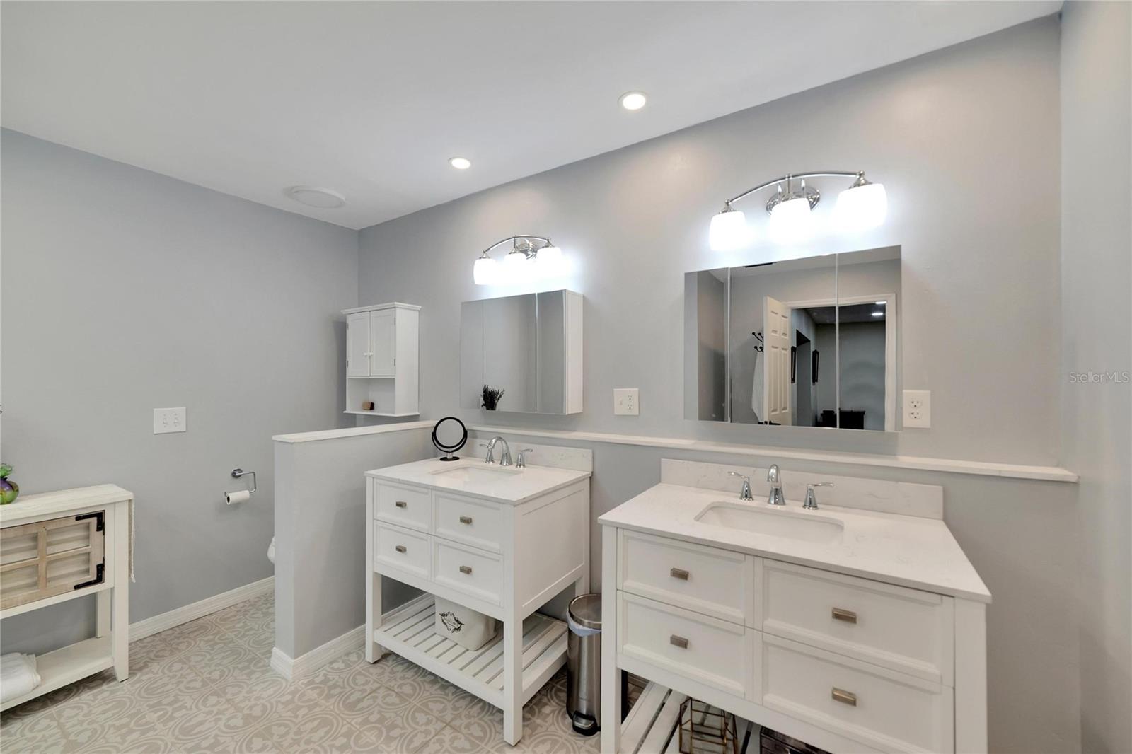 BUCKHORN SPGS MANOR - Residential