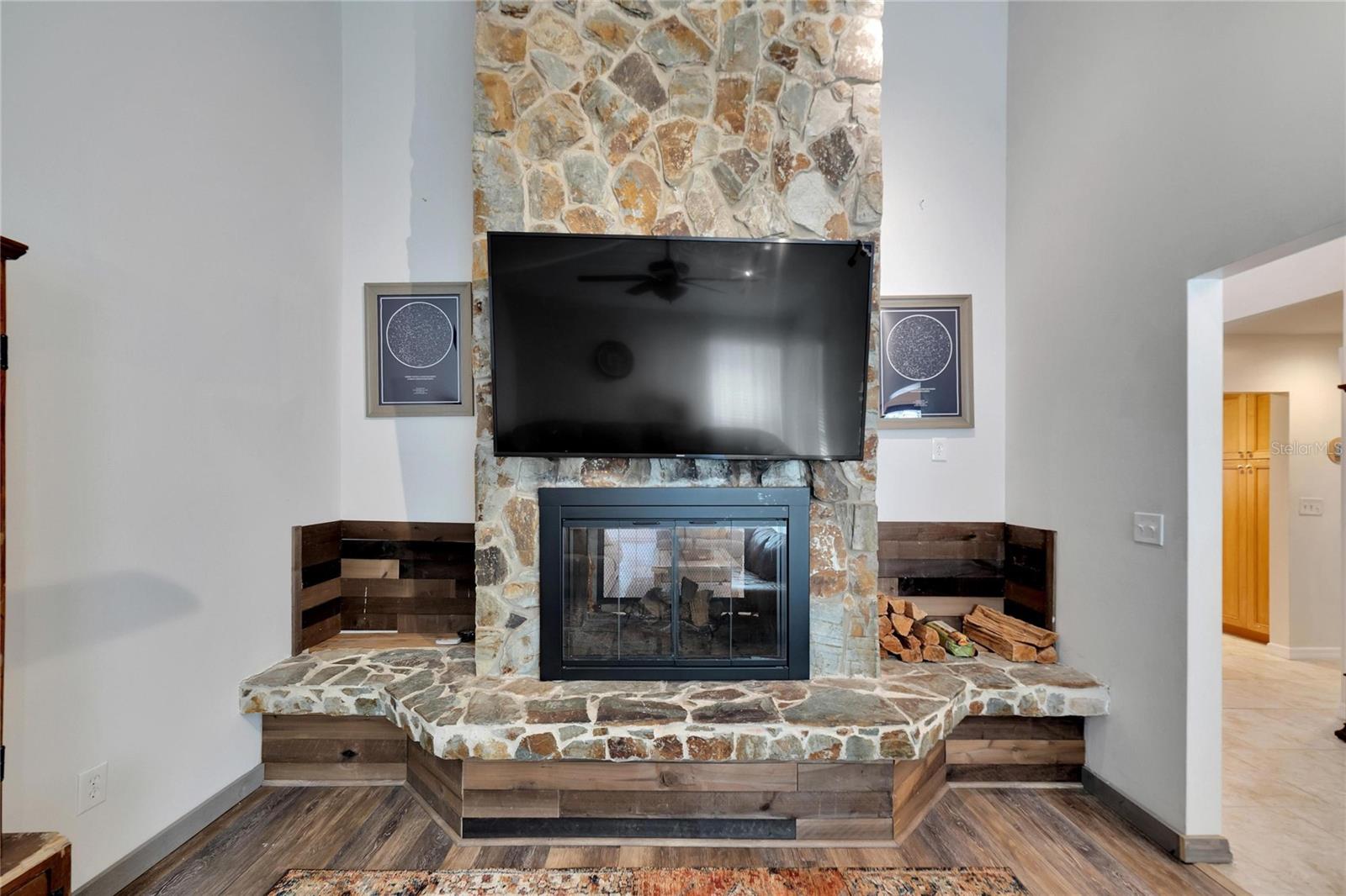 BUCKHORN SPGS MANOR - Residential