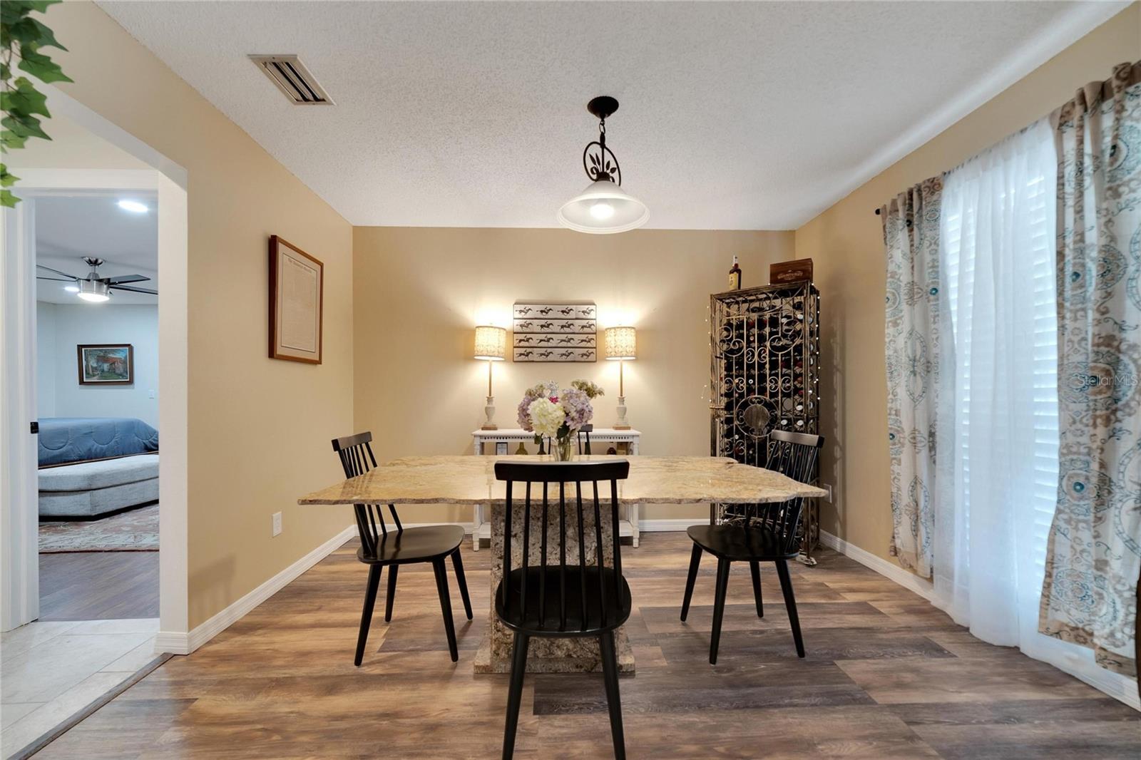 BUCKHORN SPGS MANOR - Residential