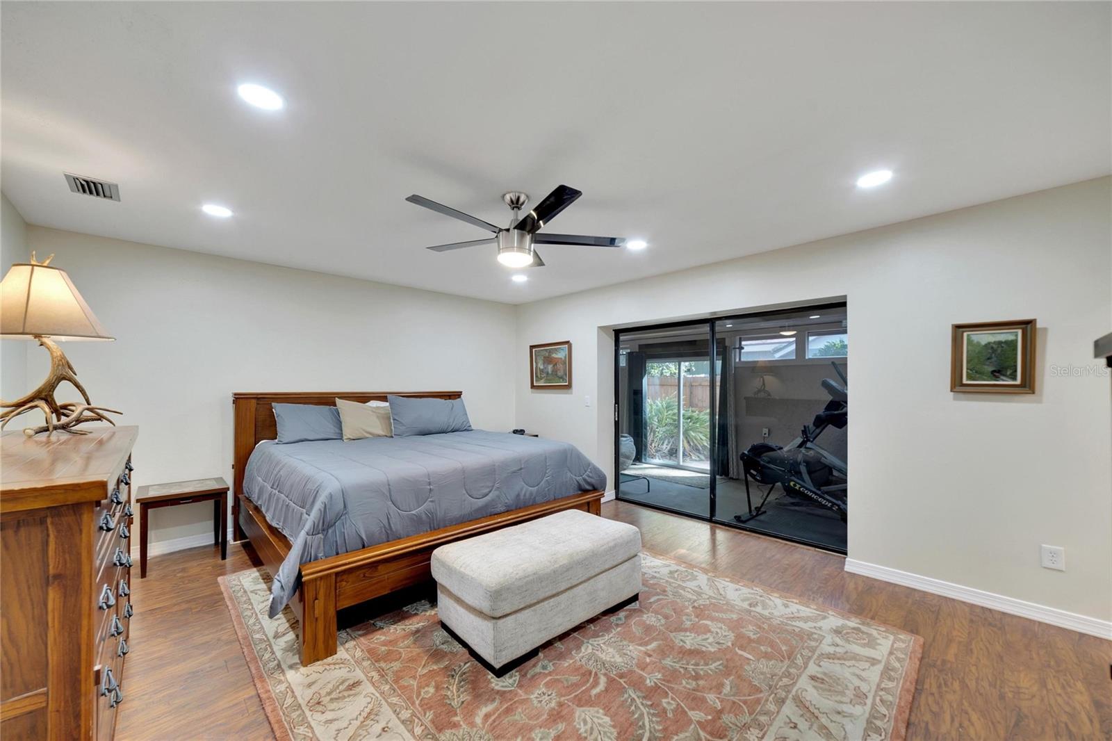 BUCKHORN SPGS MANOR - Residential