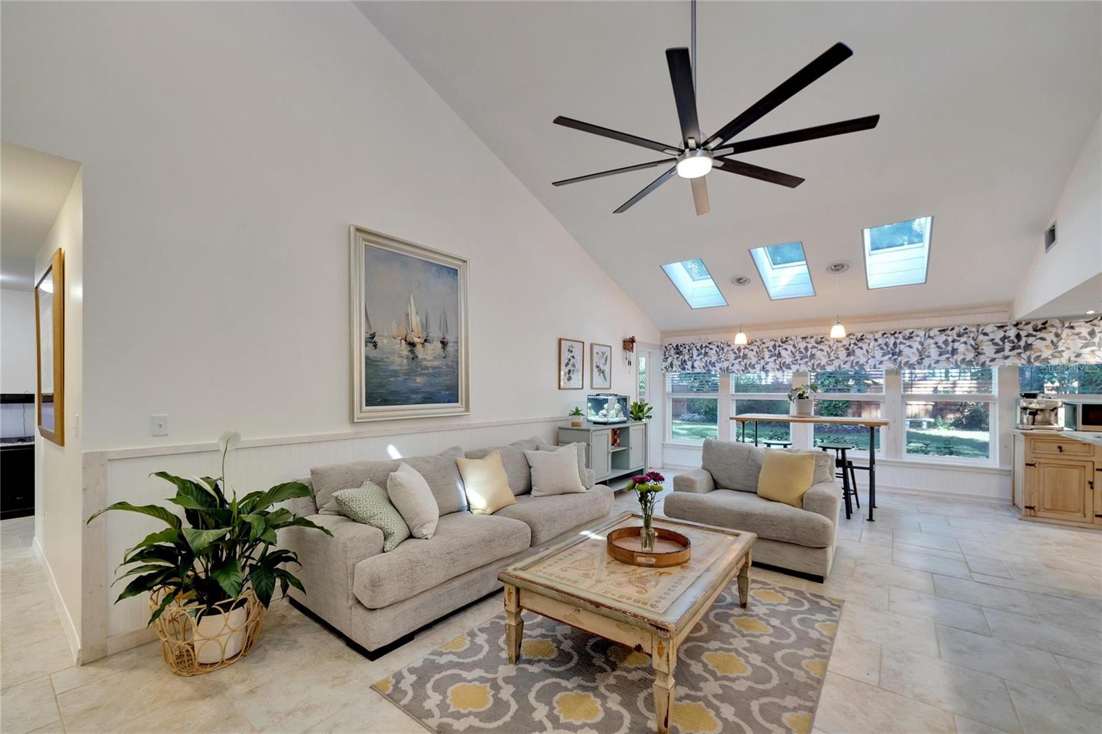 BUCKHORN SPGS MANOR - Residential