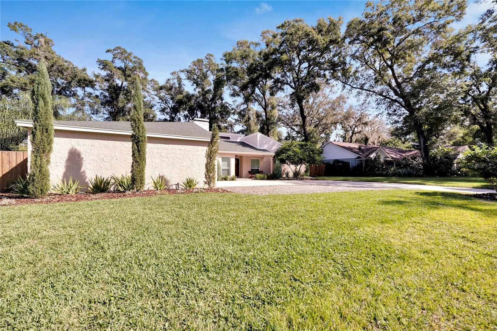 BUCKHORN SPGS MANOR - Residential