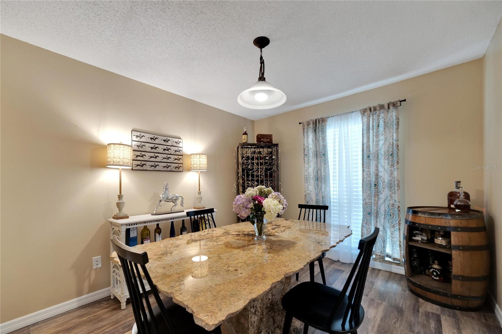 BUCKHORN SPGS MANOR - Residential