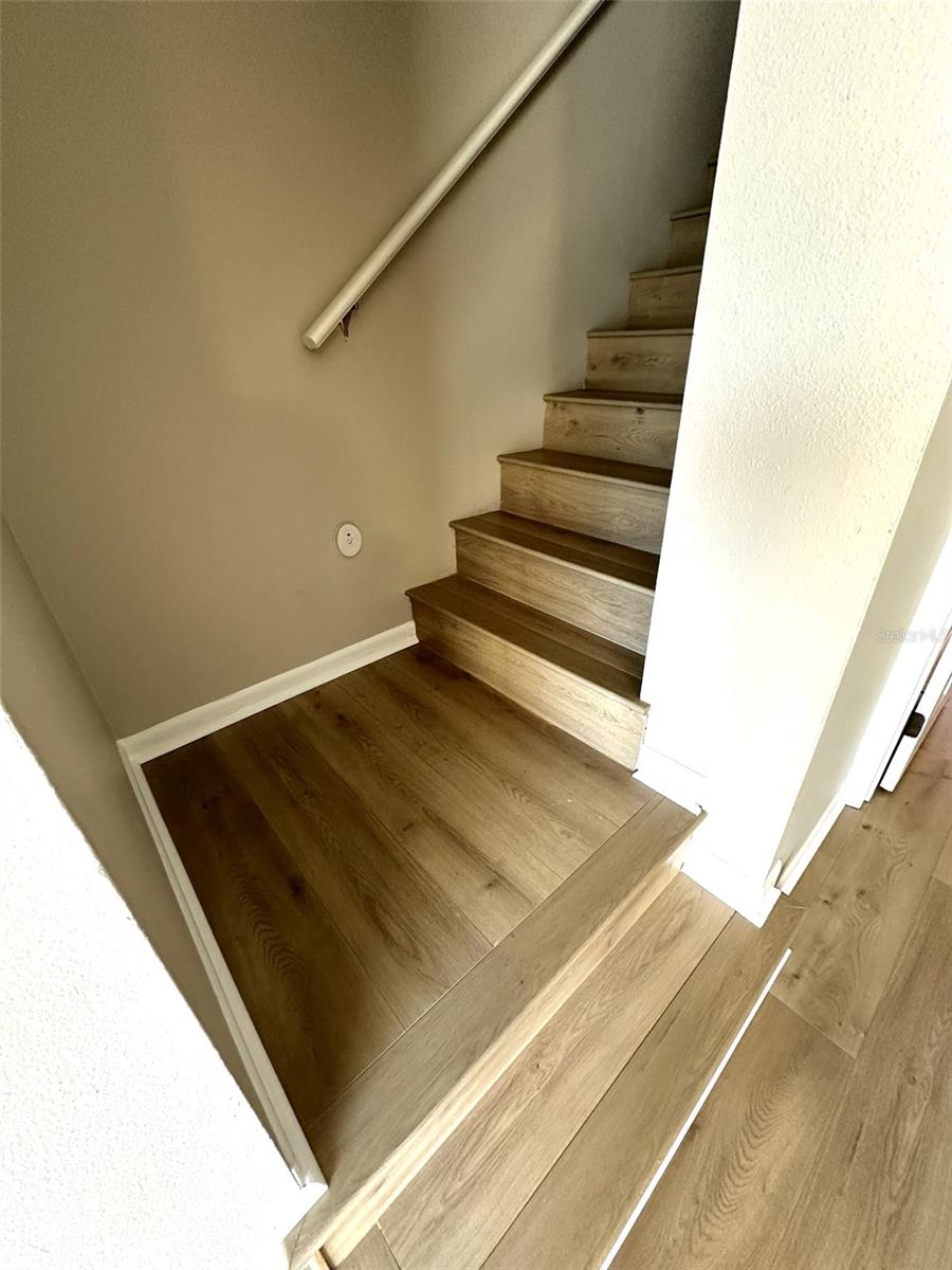 PINE KEY LODGE - Residential Lease