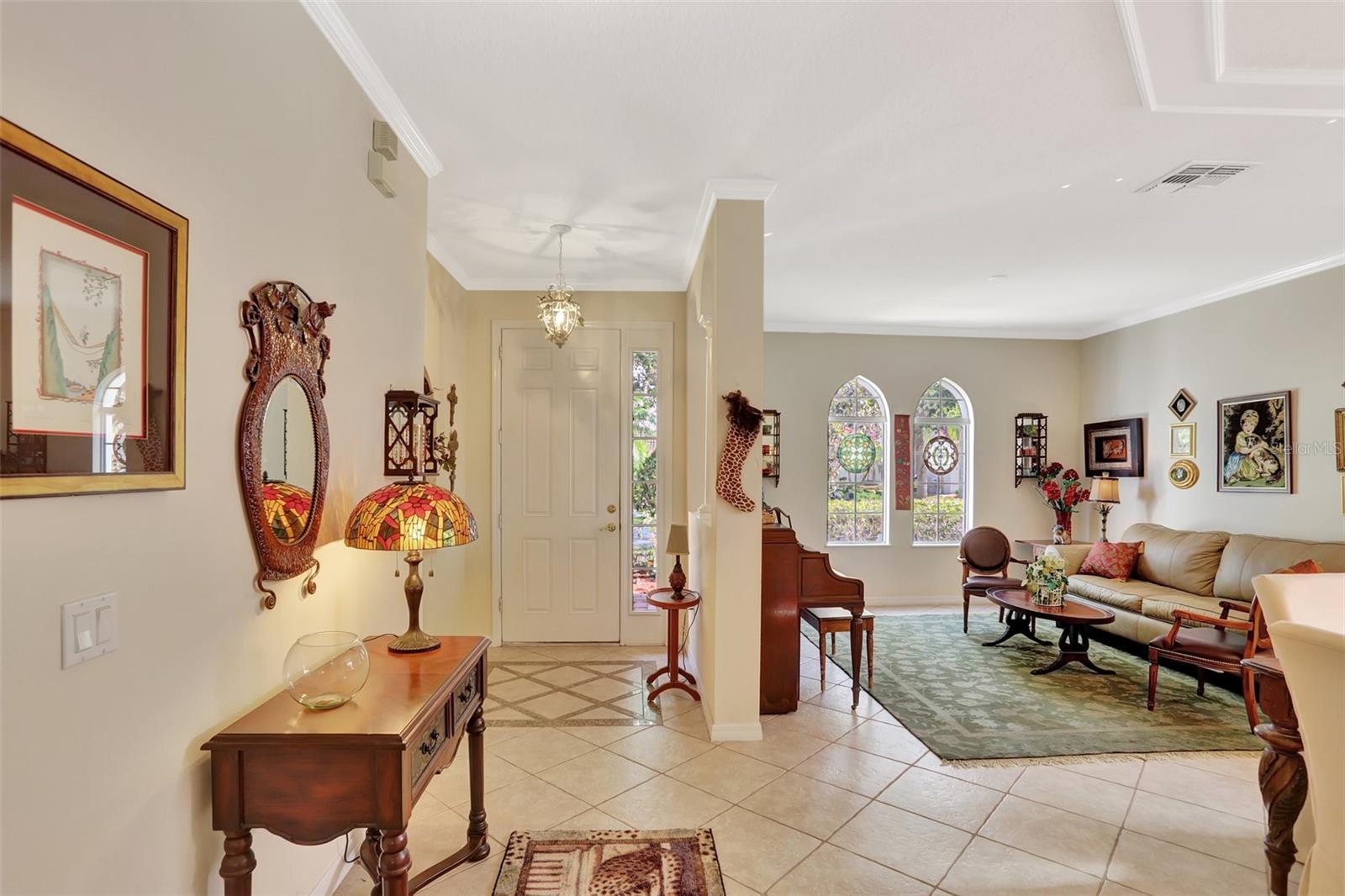 11556 VIA LUCERNA CIRCLE