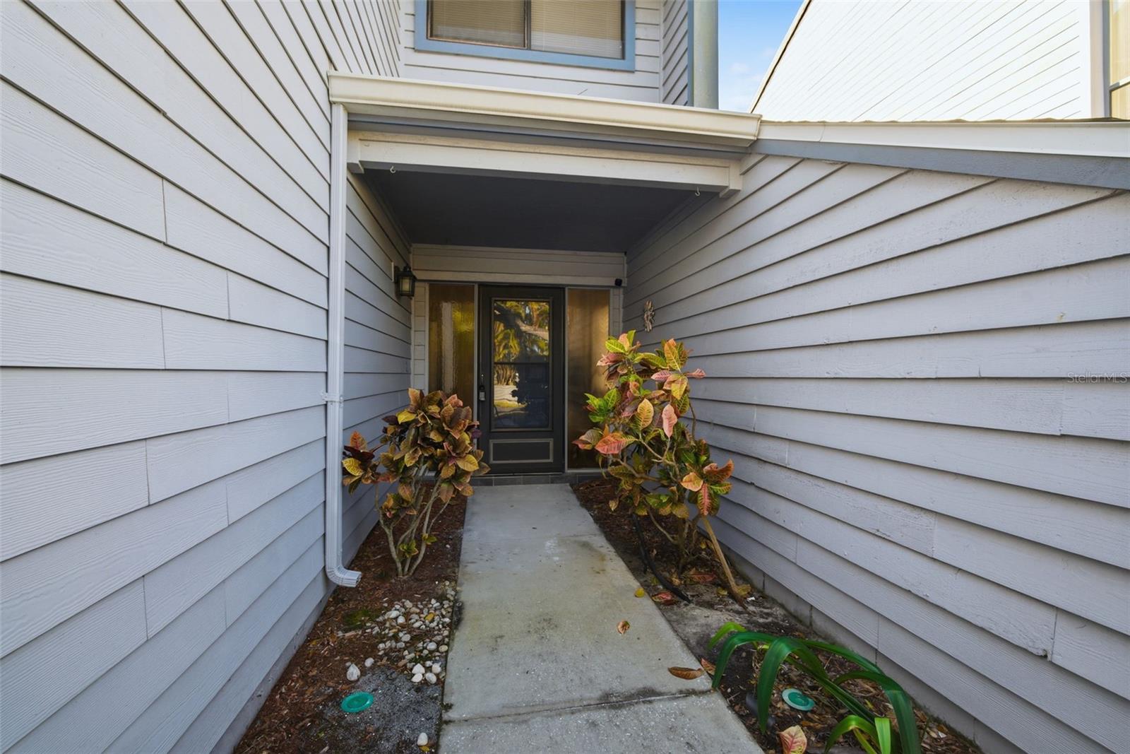 LINKS THE CONDO - Residential