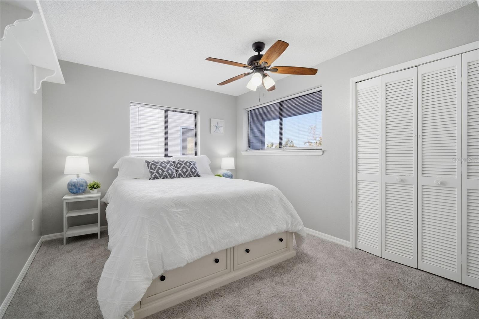 LINKS THE CONDO - Residential