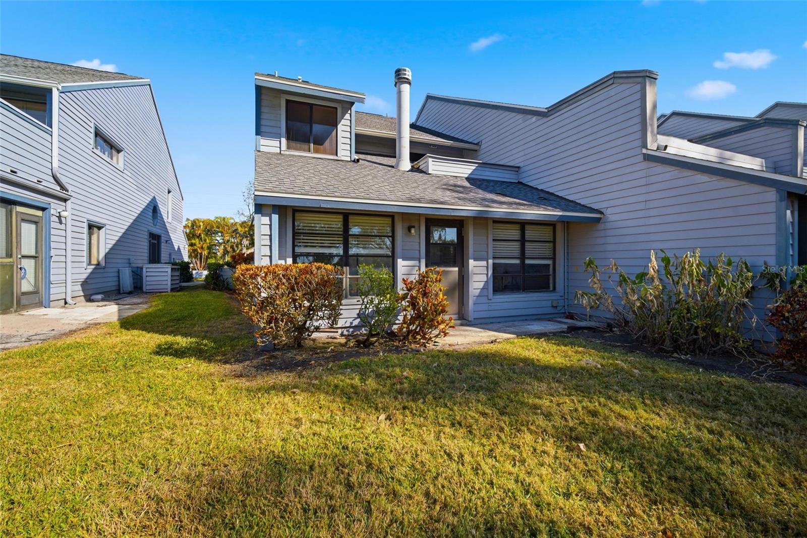 LINKS THE CONDO - Residential