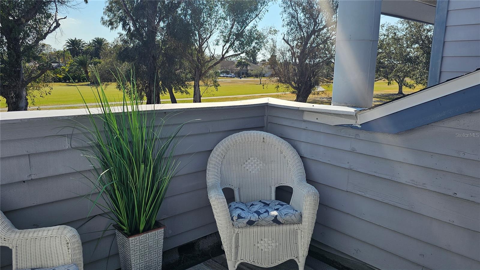 LINKS THE CONDO - Residential