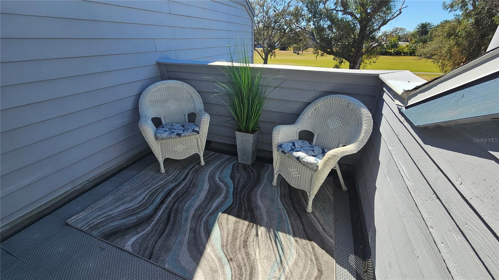 LINKS THE CONDO - Residential