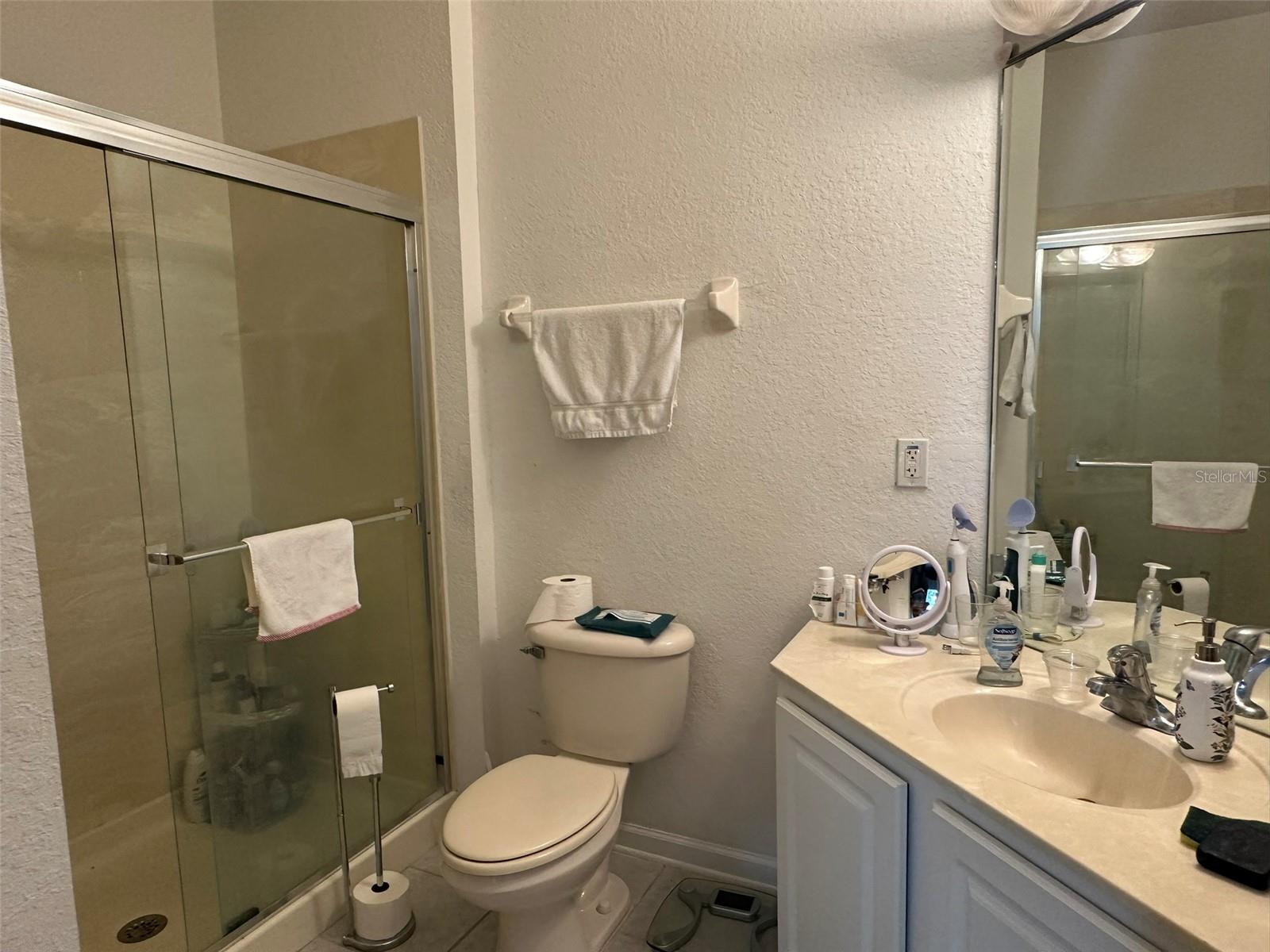 HORIZONS/VISTA LAKES PH 03 - Residential Lease