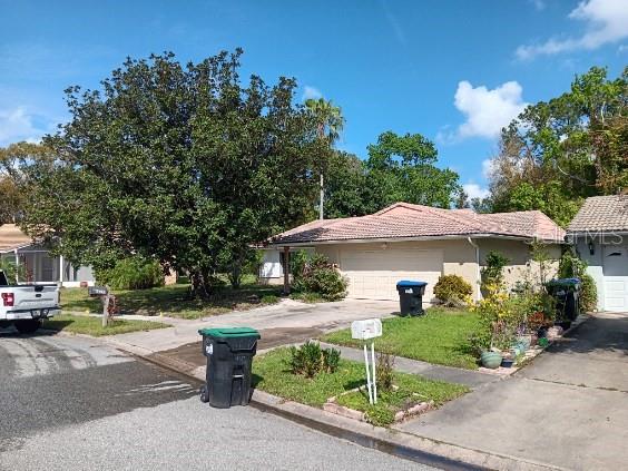 WINDMILL POINTE - Residential Lease