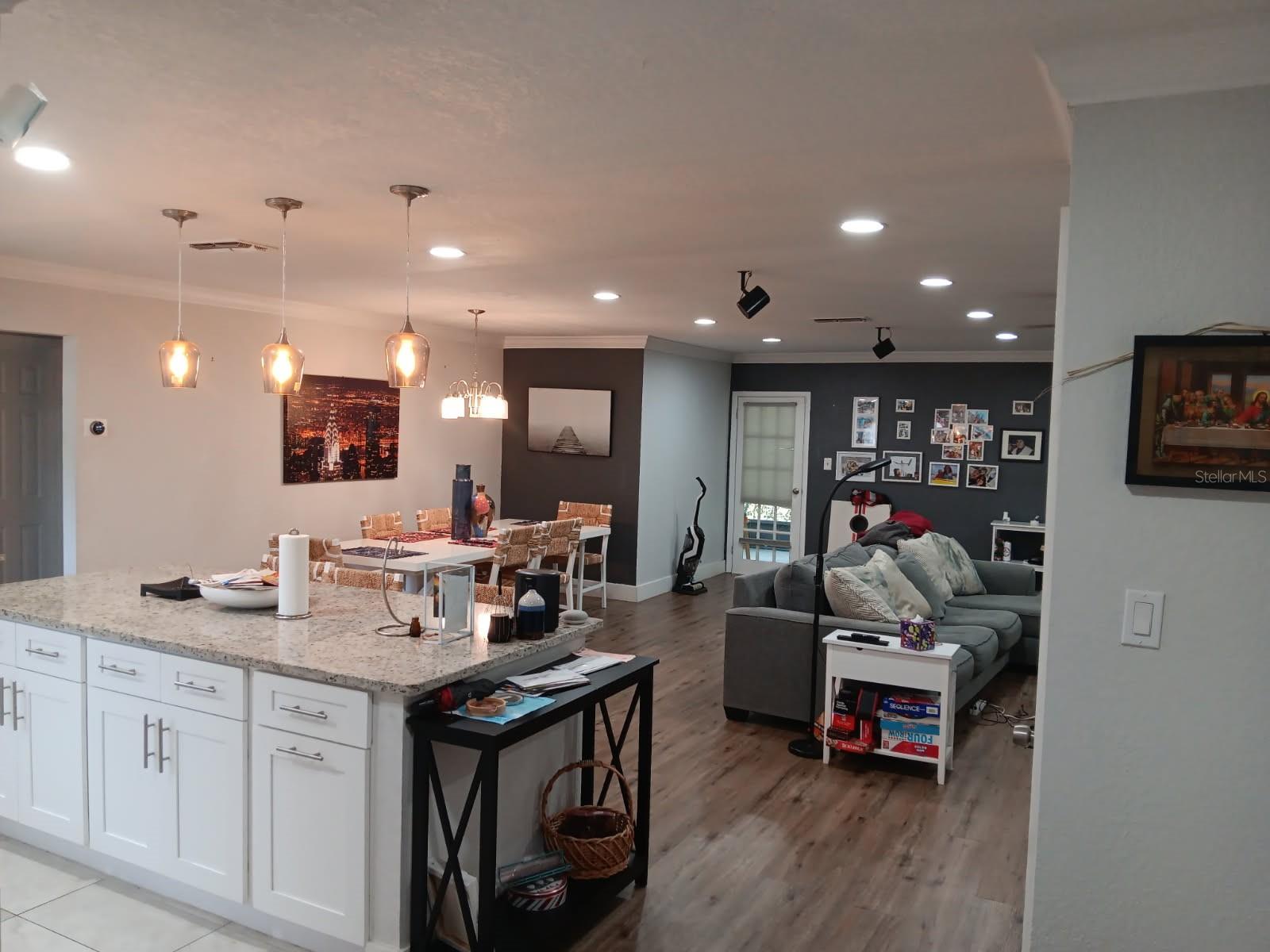 WINDMILL POINTE - Residential Lease