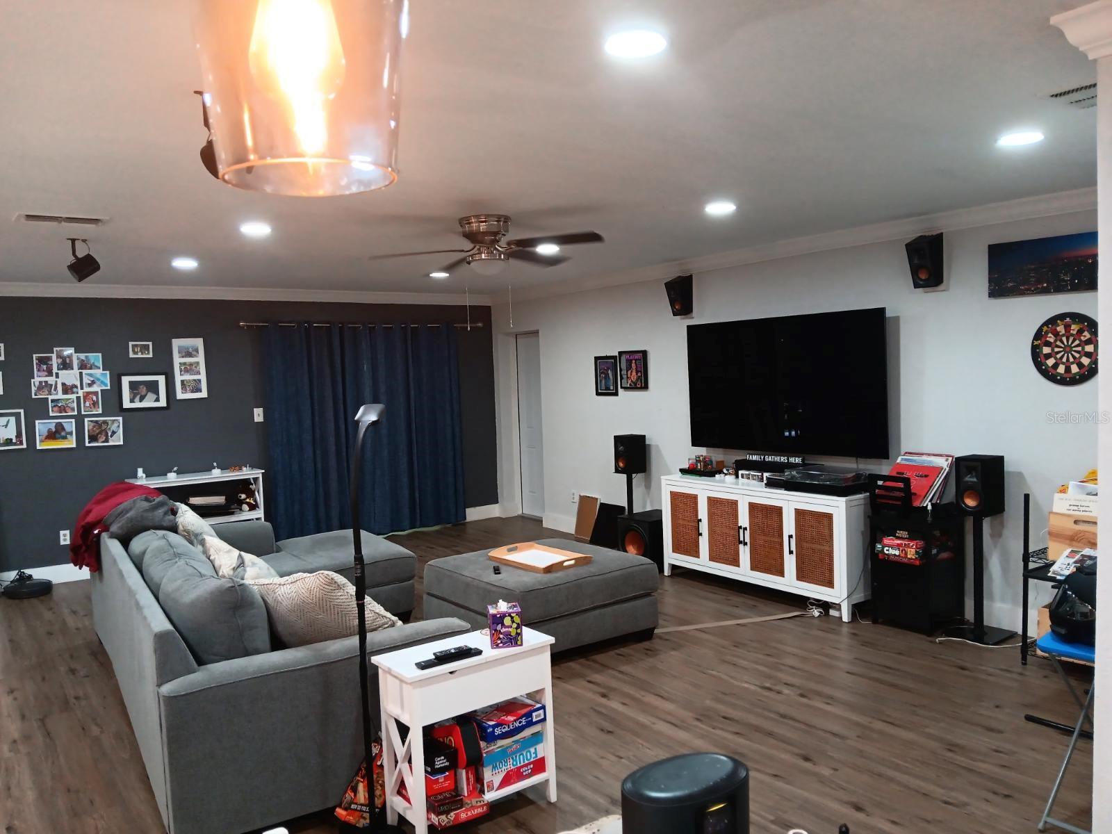 WINDMILL POINTE - Residential Lease